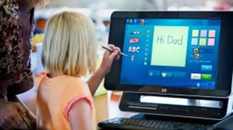 HP lanza computadora con pantalla táctil