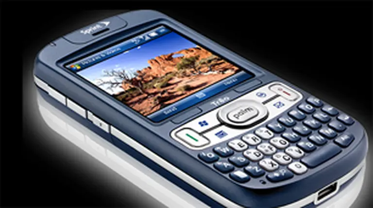 Palm presenta un nuevo teléfono bajo la sombra del iPhone