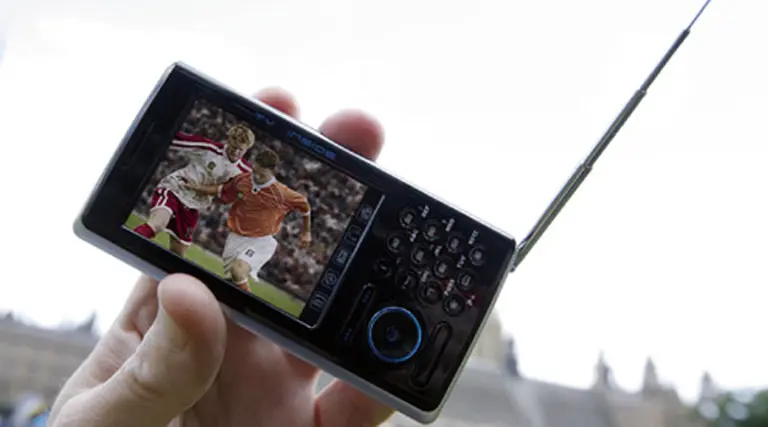 Llegan los celulares para la TV analógica abierta