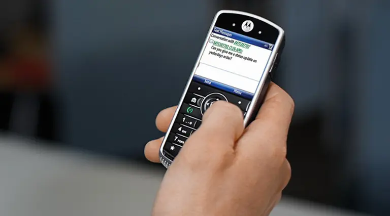 Desarrollan en Córdoba el sistema de un inédito teléfono móvil convergente