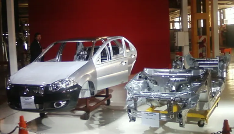 Fiat reclama un socio para sobrevivir al colapso mundial