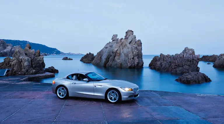 BMW desafí­a la crisis y pone en marcha un nuevo convertible Z4