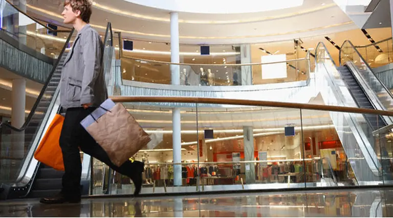 Los centros comerciales necesitan renovarse para sorprender al consumidor
