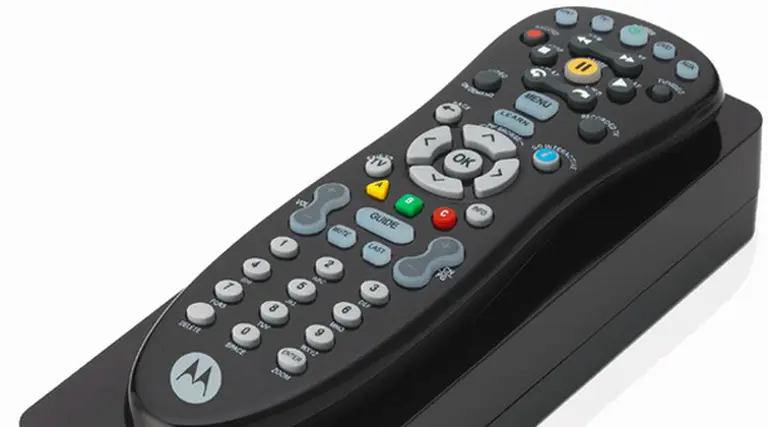 Motorola lanza un control remoto recargable