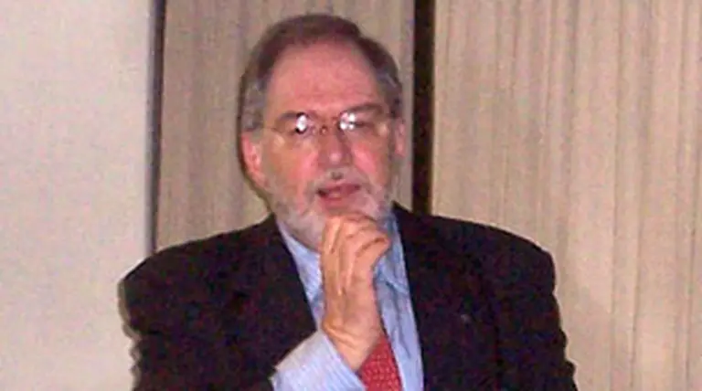 Claudio Loser: "La luna de miel de Obama fue muy breve"