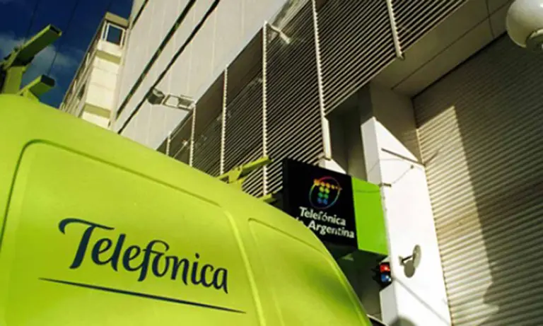 Telefónica y Vodafone se unen para paliar el crac en Europa