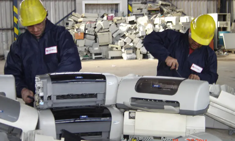 Recolectarán basura electrónica en varios parques de Buenos Aires