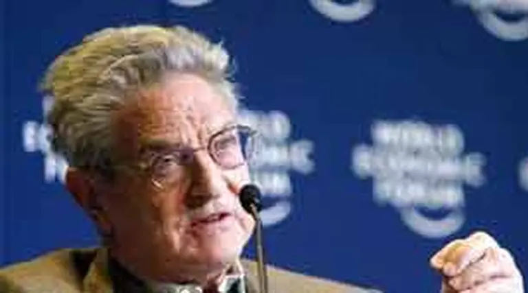 ¿Se derrumba el imperio turí­stico de George Soros en España?
