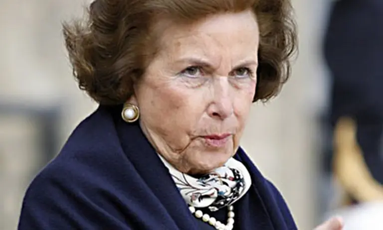 Escándalo L'Oreal: las claves para entender el "caso Bettencourt" que involucra a Sarkozy