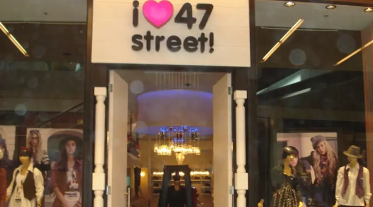 Las marcas promocionan sus nuevos locales en el Dot Baires