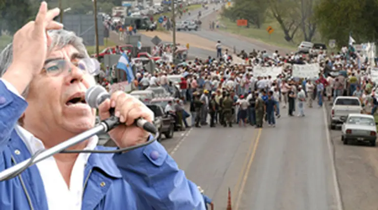 Ante la presión de Moyano, Papelera del Plata evalúa abandonar el paí­s