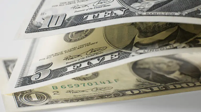 Fuga de capitales: aumentan los depósitos de argentinos en Uruguay