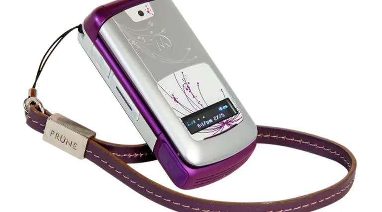 Alianza fashion: Nextel presenta el primer equipo en cobranding con Prí¼ne