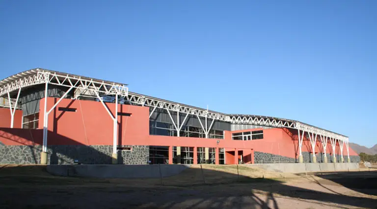 En medio de la crisis, provincias se esfuerzan por seducir a tecnológicas