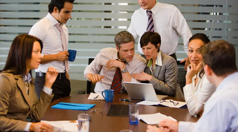 Autónomos: vence plazo para afrontar la recategorización anual