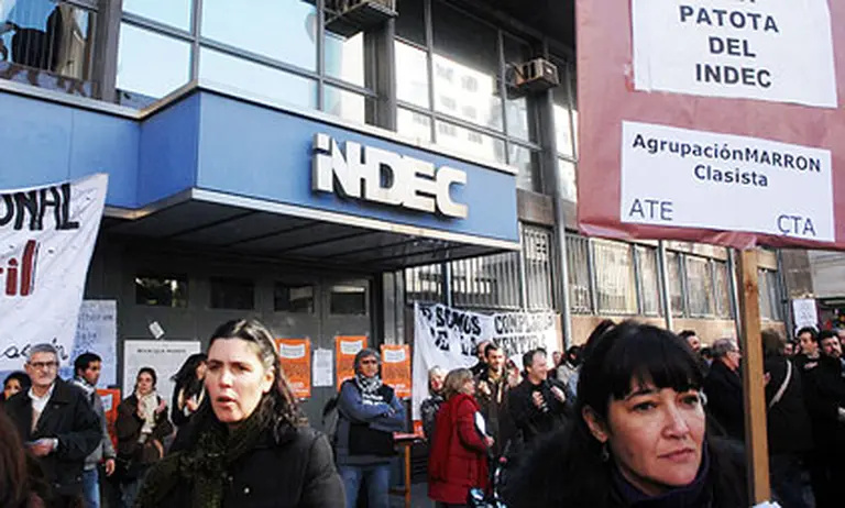 Técnica del INDEC no pudo ingresar al organismo y denunció que hay "patotas" de Moreno