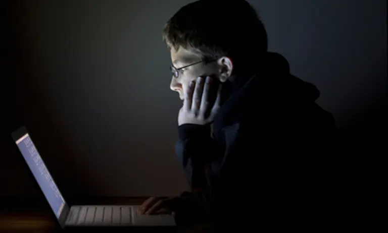 Analizarán la brecha digital entre padres e hijos