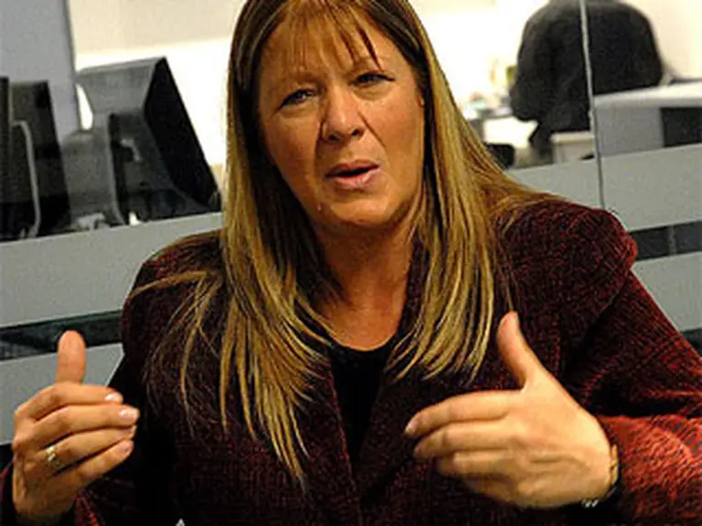 Stolbizer criticó la prohibición a los supermercados de pautar en diarios porteños