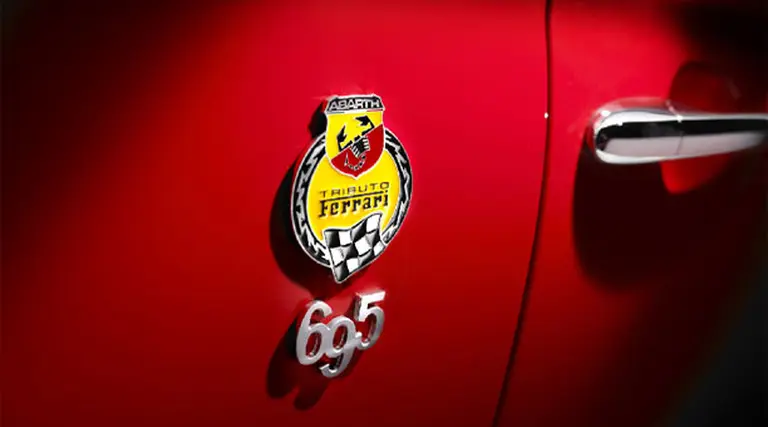 Fiat sube la apuesta: le rinde tributo a Ferrari con un 500 muy especial