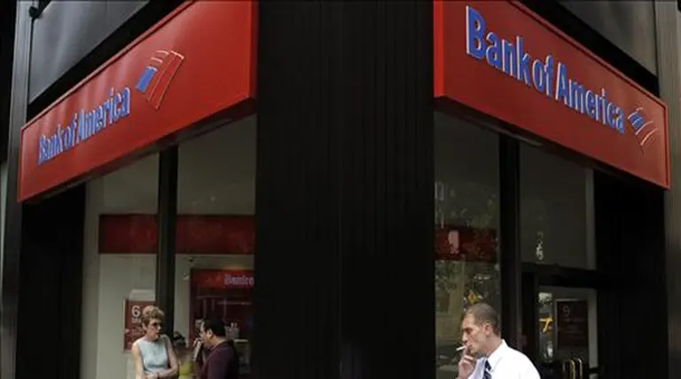 Rechazan acuerdo entre Bank of America y la SEC sobre el pago de bonos