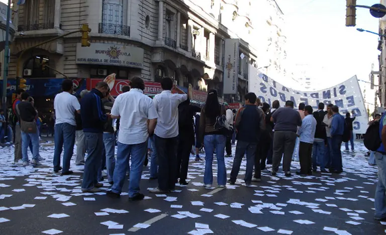 Kraft ya no produce y habrá más movilizaciones por los despedidos