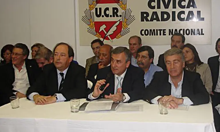 Ley de medios: UCR busca que mañana se vote la ampliación de comisiones