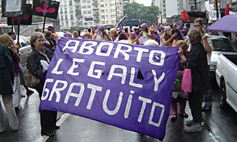 Macri firmó el veto a la ley de aborto no punible