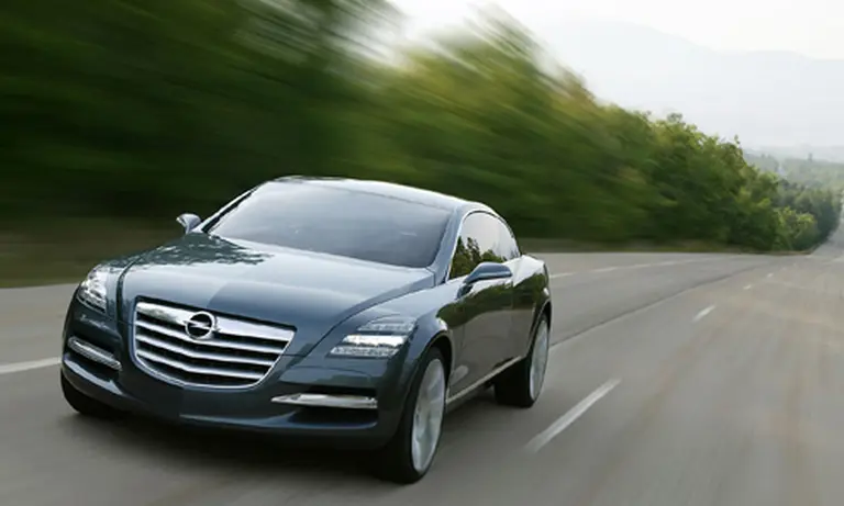 GM cerrarí­a la venta de Opel esta semana