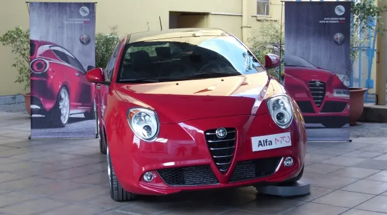 Con la llegada del Mito, Alfa Romeo inaugura nueva casa corporativa