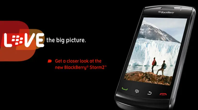 RIM desafí­a al iPhone de Apple y presenta el BlackBerry Storm2