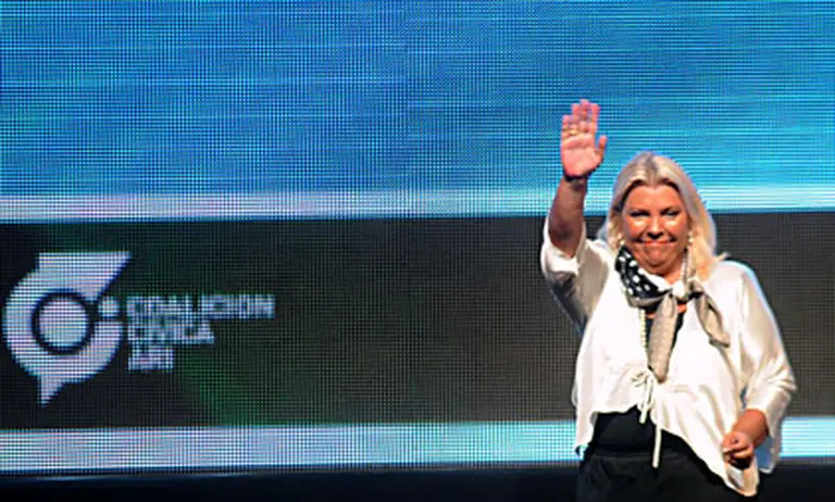 Elisa Carrió presentó su propuesta que incluye gravar la renta financiera