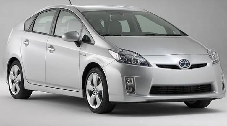 Toyota lanzó el primer vehí­culo hí­brido que se comercializará en el paí­s