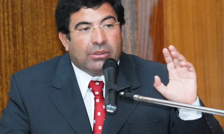 La AFIP obligará a registrar foto, huella y firma de todos los contribuyentes