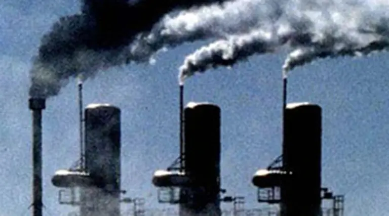 Intiman a 51 empresas para que dejen de contaminar el Riachuelo