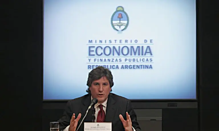 El Gobierno vuelve a tomar fondos de organismos públicos