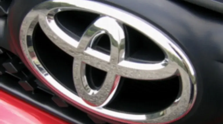 Toyota bautizó a su próximo compacto con el nombre Etios