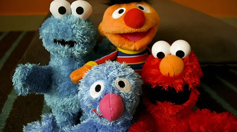 Los videojuegos de Plaza Sésamo conquistaron a Warner Bros