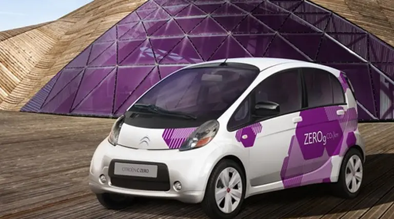 Citroí«n presentó su primer auto eléctrico: el C-Zero