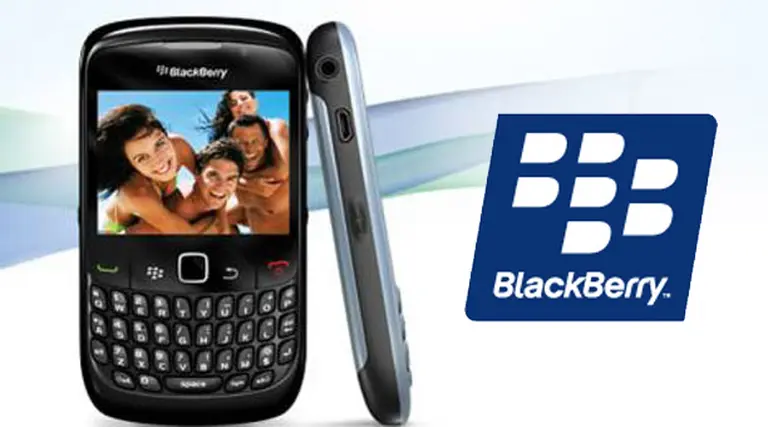 Motorola busca frenar la venta de productos del fabricante de Blackberry en EE.UU.