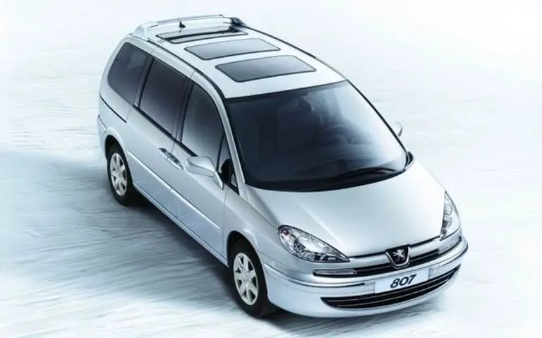 Peugeot 807: más espacio y confort para toda la familia