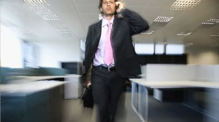 Adiós a la multinacional: cómo convertirse en consultor tras un despido