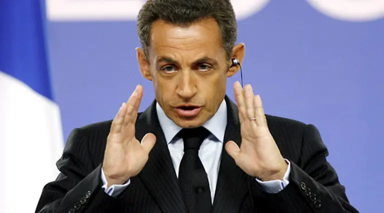 El desempleo en Francia ascendió a 9,6%, su máximo en una década