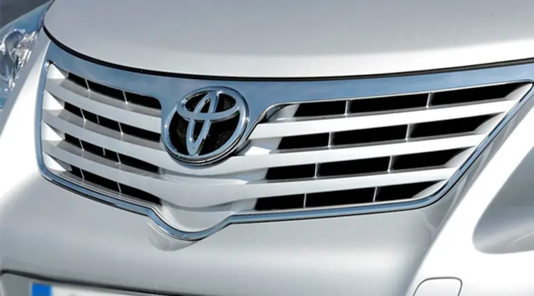 Automotrices estudian adoptar una nueva tecnologí­a de Toyota incorporada tras las fallas