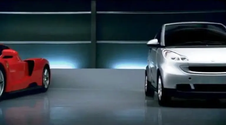 Ferrari puso "el grito en el cielo" por un anuncio de Smart