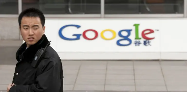 El creador de la Wikipedia apoya la posición de Google en China