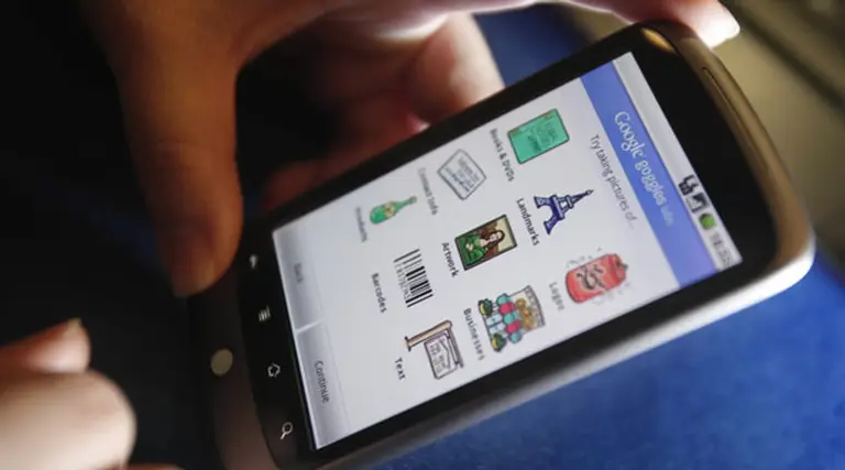 Google prepara su artillerí­a para la nueva Internet móvil