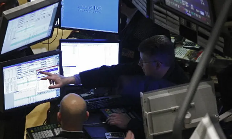 Qualcomm y Netflix superan previsiones pero eBay decepciona