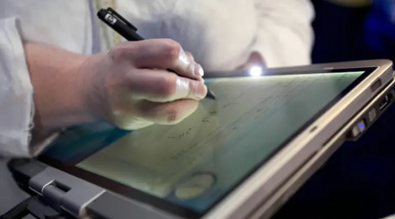 Luego de comprar Palm, HP planea el lanzamiento de una lí­nea de "tablets"