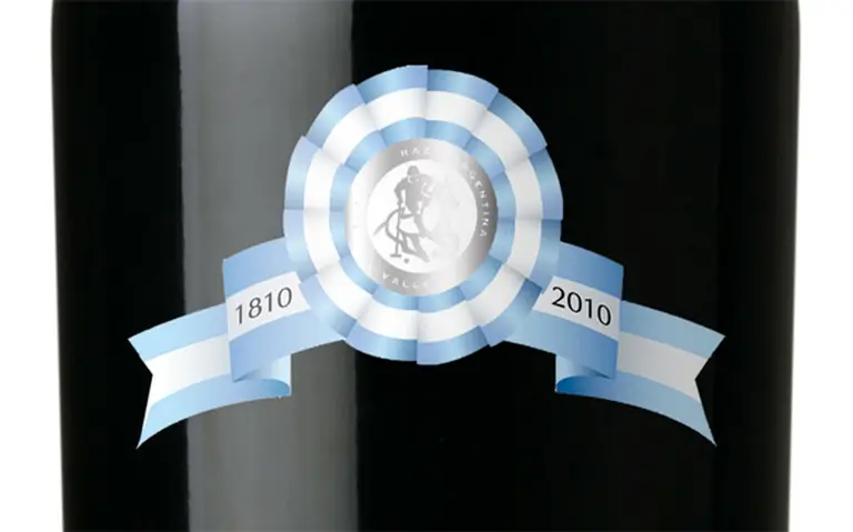 Lanzan Raza Bicentenario, un vino tributo a los 200 años de la Patria