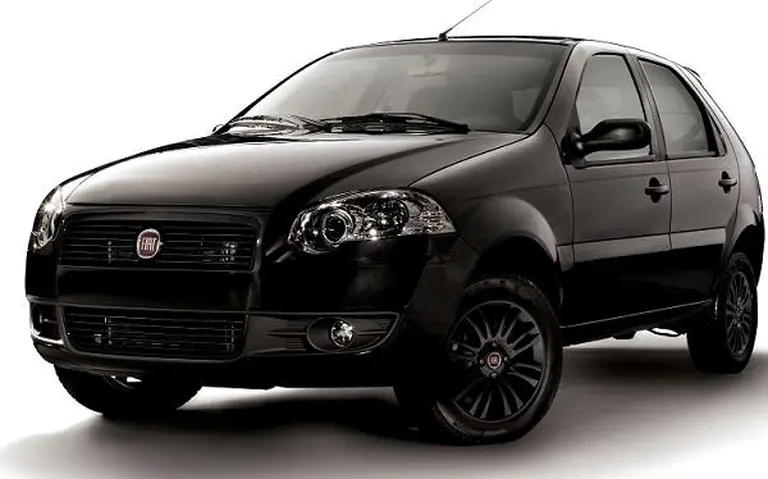 Fiat presentó una serie especial del Palio para captar al público joven